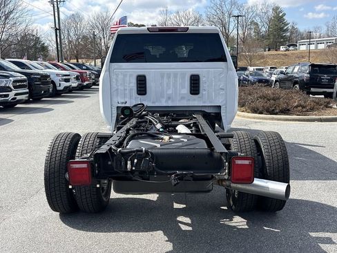 New 2026 Chevrolet Silverado 3500 LT image 7