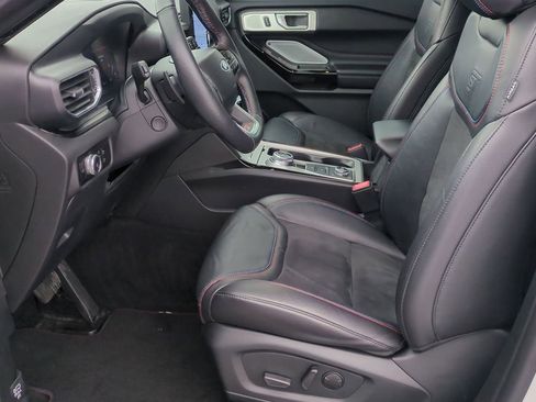 Certified 2023 Ford Explorer ST w/ Equipment Group 401A image 17