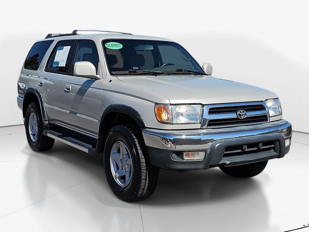 Used 2000 Toyota 4Runner SR5 RWD image 4