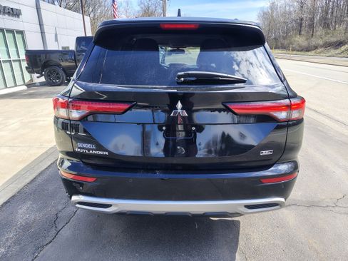 Used 2022 Mitsubishi Outlander SEL image 8