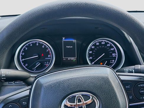 Used 2023 Toyota Camry LE w/ Convenience Package image 9
