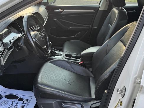 Used 2019 Volkswagen Jetta R-Line FWD image 15