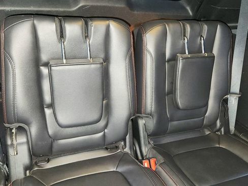 Used 2019 Ford Explorer Sport image 38