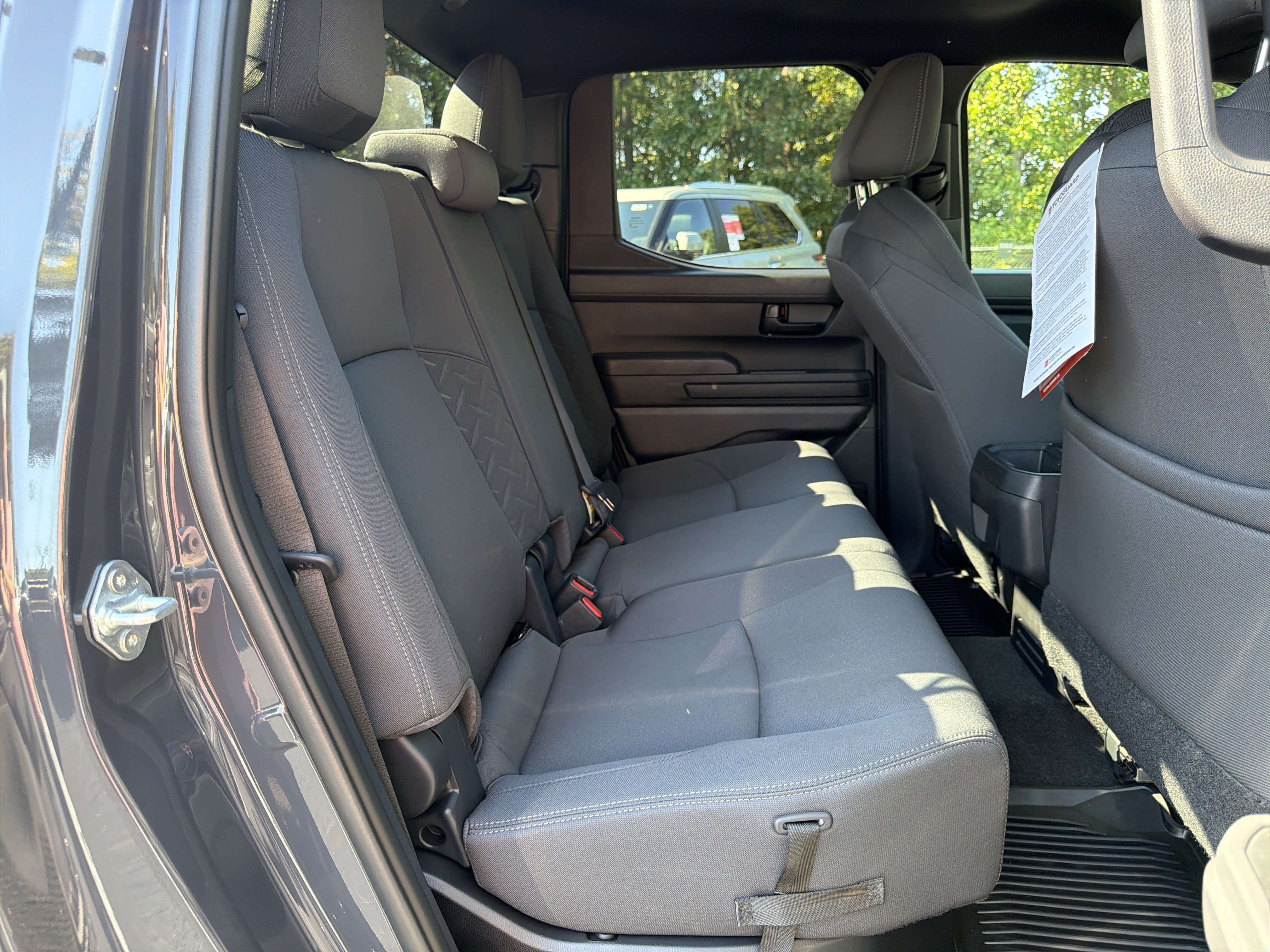 Used 2024 Toyota Tacoma SR5 AWD/4WD image 15