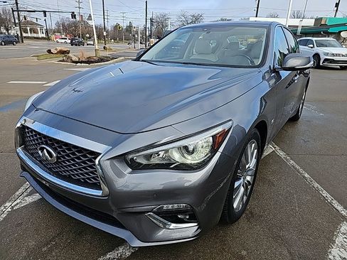 Used 2020 INFINITI Q50 Luxe w/ Essential Package (3.0T Luxe) image 7