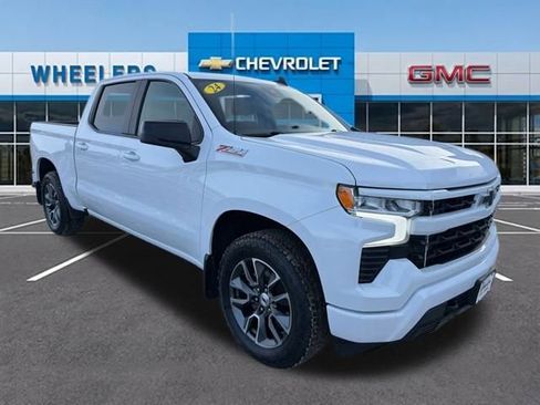 Used 2024 Chevrolet Silverado 1500 RST image 8