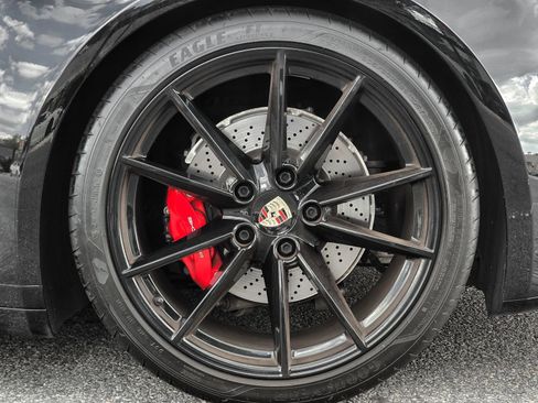 Used 2022 Porsche 911 Carrera 4S AWD/4WD image 20