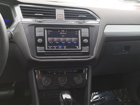 Used 2023 Volkswagen Tiguan S w/ Driver Assistance Package AWD/4WD image 20