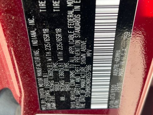 Used 2022 Toyota Highlander XLE image 26