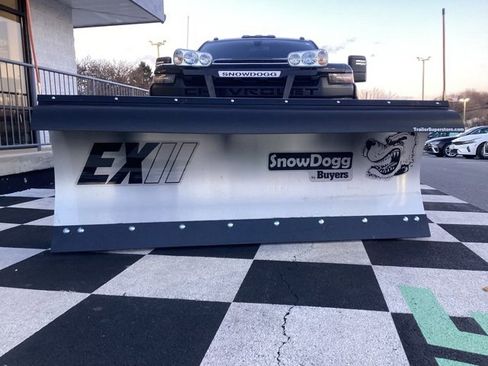 Used 2020 Chevrolet Silverado 3500 W/T w/ WT Convenience Package image 4