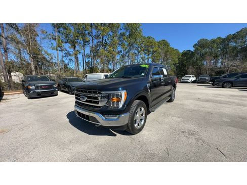 Used 2021 Ford F150 Lariat w/ Max Trailer Tow Package image 4