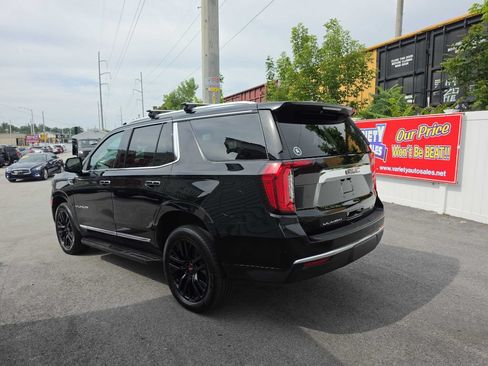 Used 2021 GMC Yukon SLT w/ Rear Media and Nav Package AWD/4WD image 11