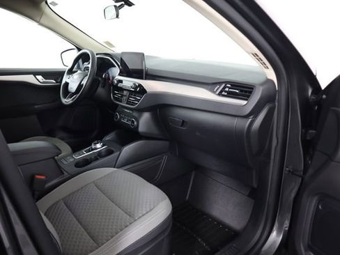 Certified 2020 Ford Escape SE image 56