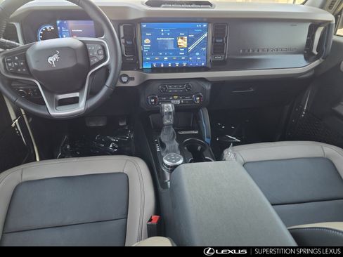 Used 2023 Ford Bronco Wildtrak AWD/4WD image 28