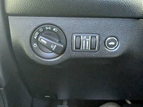 Used 2020 Dodge Challenger SXT w/ Blacktop Package RWD image 20