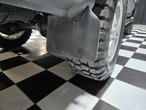 Used 2004 Land Rover Discovery SE image 27