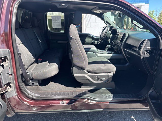 Used 2018 Ford F150 XLT w/ Equipment Group 302A Luxury AWD/4WD image 9