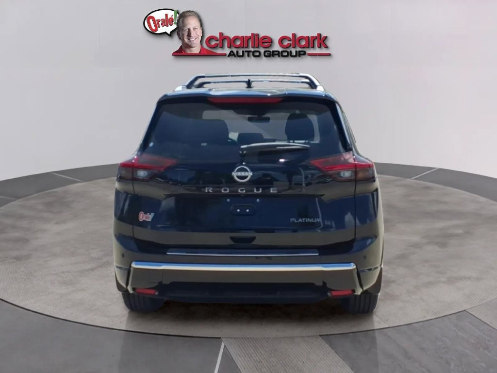 Certified 2025 Nissan Rogue Platinum FWD image 4
