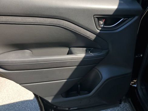 Certified 2025 Subaru Forester Limited w/ Popular Package AWD/4WD image 15