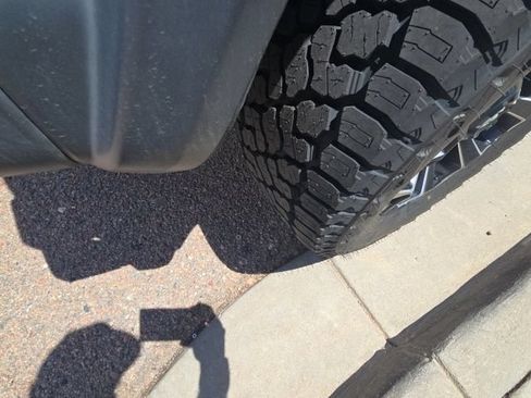 Used 2018 Jeep Wrangler Unlimited Rubicon AWD/4WD image 13