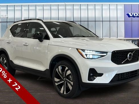Used 2026 Volvo XC40 B5 Ultra w/ Protection Package Premier image 1