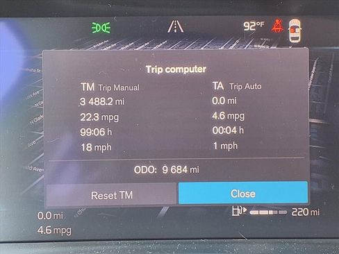 Used 2025 Volvo XC40 B5 Core w/ Protection Package Premier image 33