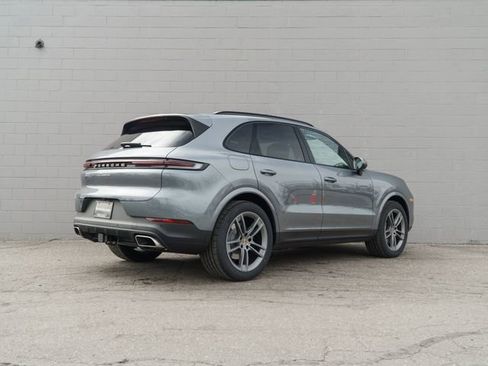 New 2026 Porsche Cayenne image 7