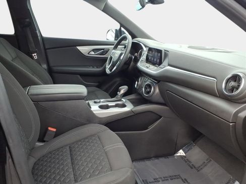 Used 2021 Chevrolet Blazer LT image 22