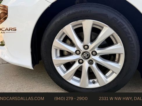 Used 2019 Toyota Camry LE FWD image 22