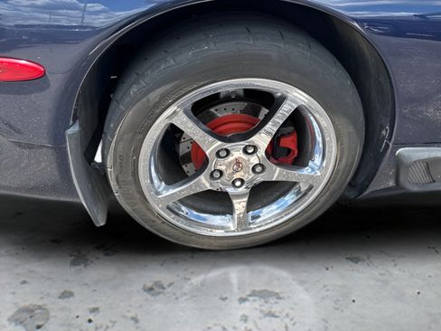 Used 2001 Chevrolet Corvette Convertible w/ Preferred Equipment Group2 RWD image 15
