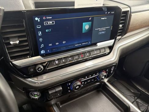 Used 2024 Chevrolet Silverado 2500 High Country w/ Technology Package AWD/4WD image 27