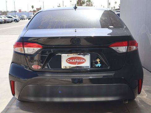 Used 2024 Toyota Corolla LE FWD image 4