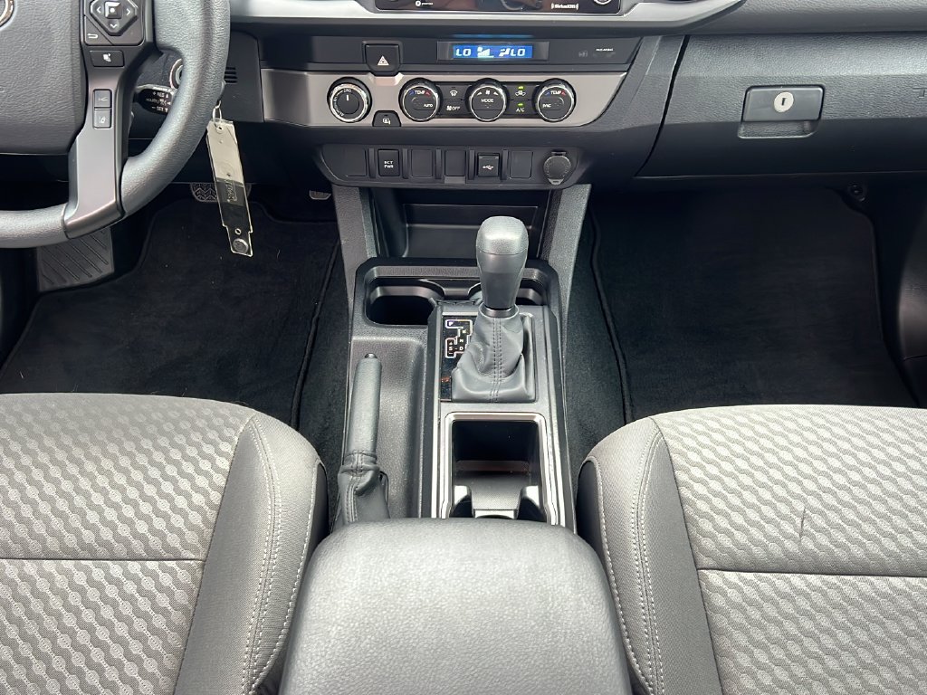 Used 2023 Toyota Tacoma SR AWD/4WD image 14