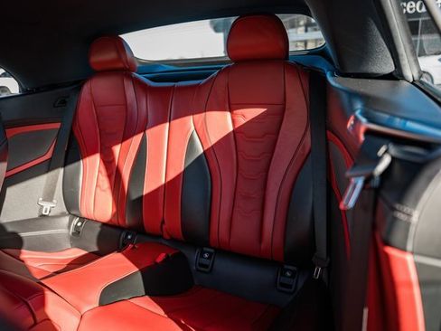 Used 2022 BMW M850i xDrive M850i xDrive image 35