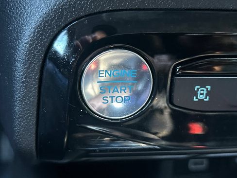 Used 2024 Ford Escape Platinum AWD/4WD image 22