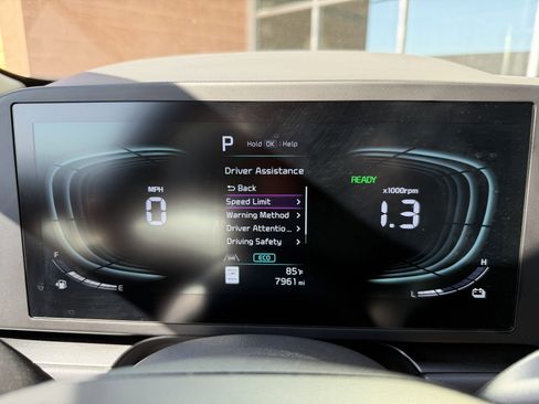 Used 2024 Kia Niro LX FWD image 20
