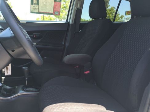 Used 2014 Scion xD FWD image 17
