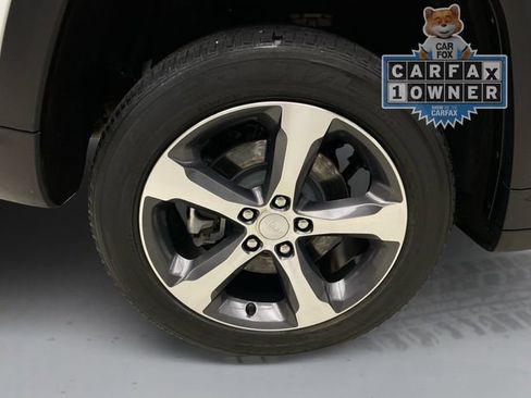 Used 2022 Jeep Grand Cherokee Limited 4xe AWD/4WD image 17