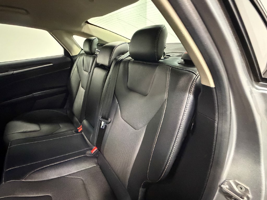 Used 2020 Ford Fusion Energi Titanium FWD image 50