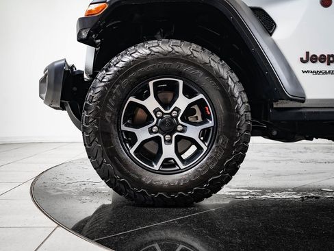 Used 2021 Jeep Wrangler Unlimited Rubicon image 12