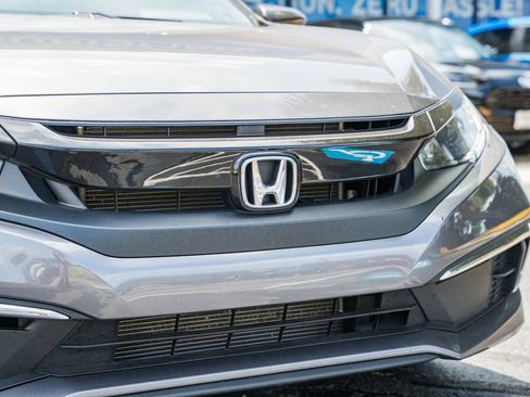 Used 2020 Honda Civic LX image 9
