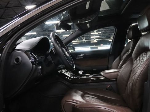 Used 2016 Audi A8 L 4.0T image 10