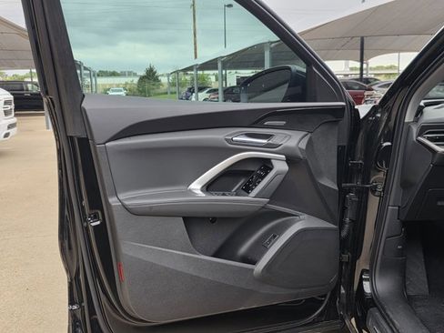 New 2025 Audi Q5 Premium Plus image 8