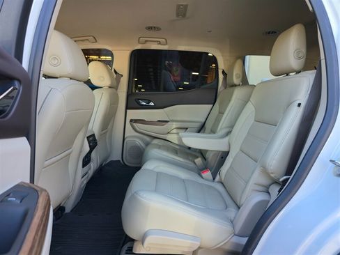 Used 2019 GMC Acadia Denali w/ Technology Package FWD image 31