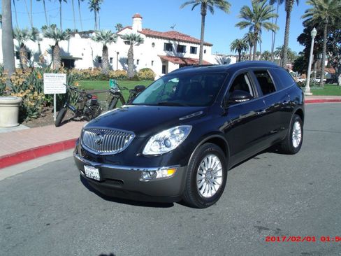 Used 2012 Buick Enclave Leather image 4