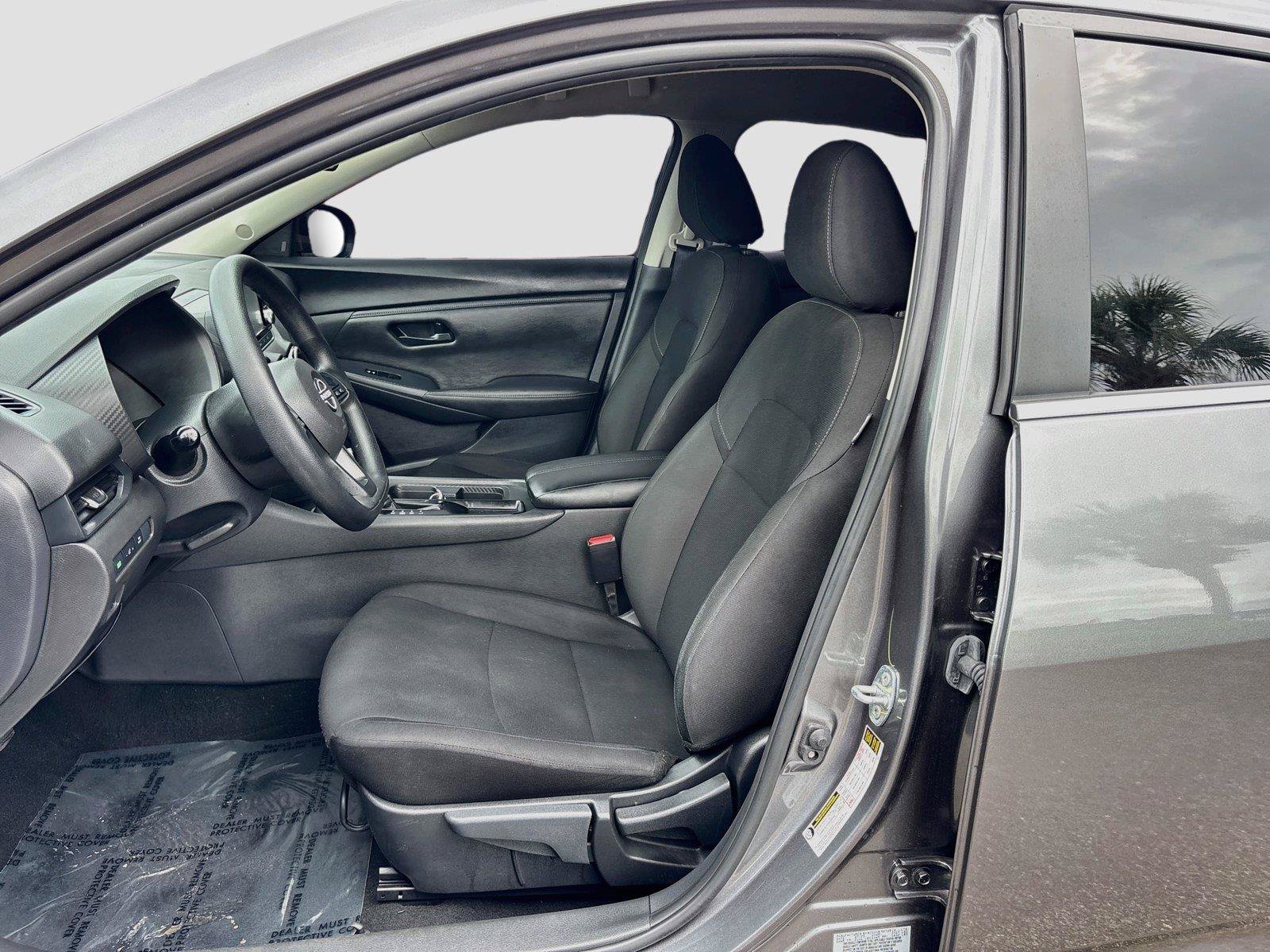 Used 2025 Nissan Sentra S FWD image 19