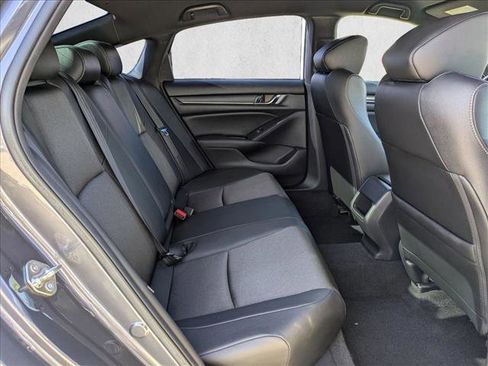 Used 2019 Honda Accord Sport image 18