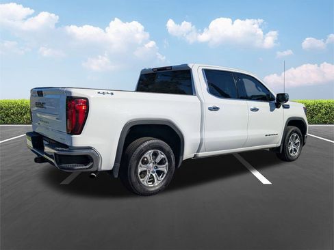 Used 2024 GMC Sierra 1500 SLT image 4