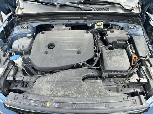 Used 2023 Volvo XC40 B5 Plus w/ Driver Assist Package AWD/4WD image 21
