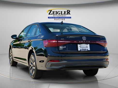 Used 2025 Volkswagen Jetta S FWD image 5